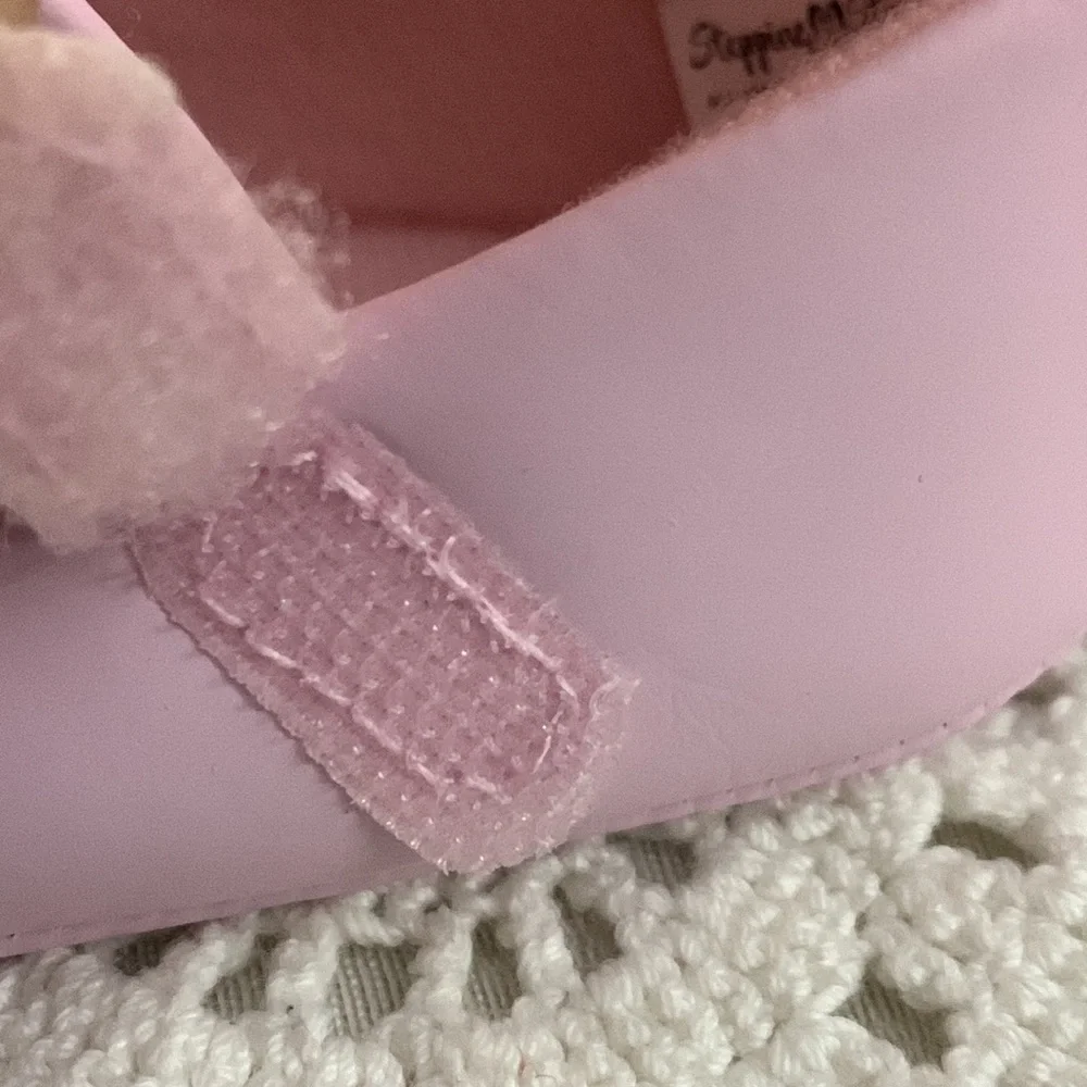 Lovely Baby Girl Shoes Pink with Floral Details, size 6-9 months - Picture 3 of 5